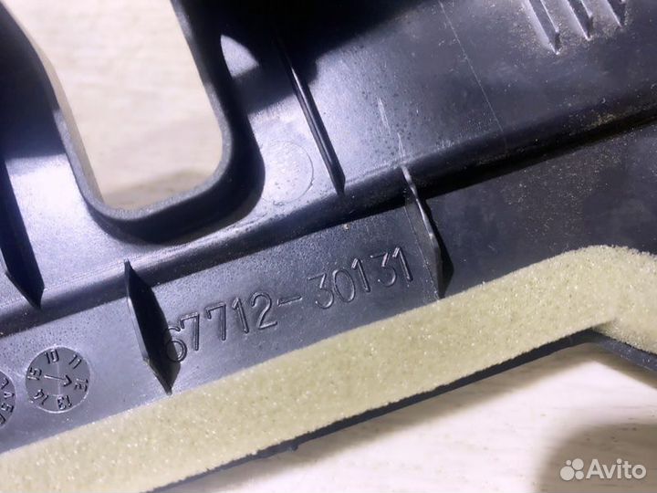 Накладка на дверь передняя левая Lexus Gs 2015