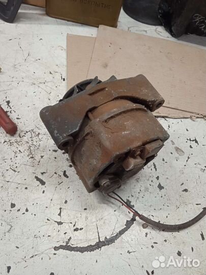 Генератор Mercedes w123 мерседес 123