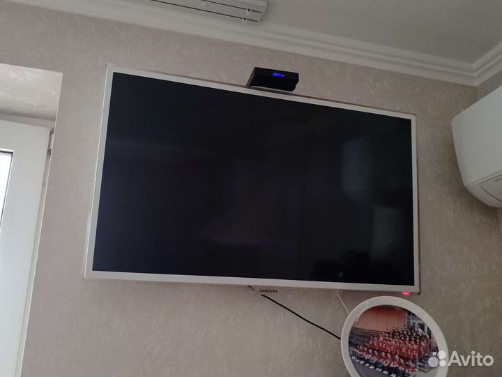 Монтаж телевизора на стену