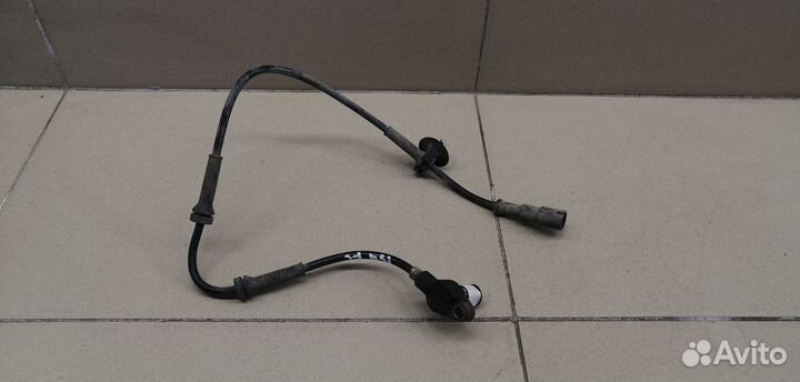 Датчик ABS передний левый Scenic 1996-1999