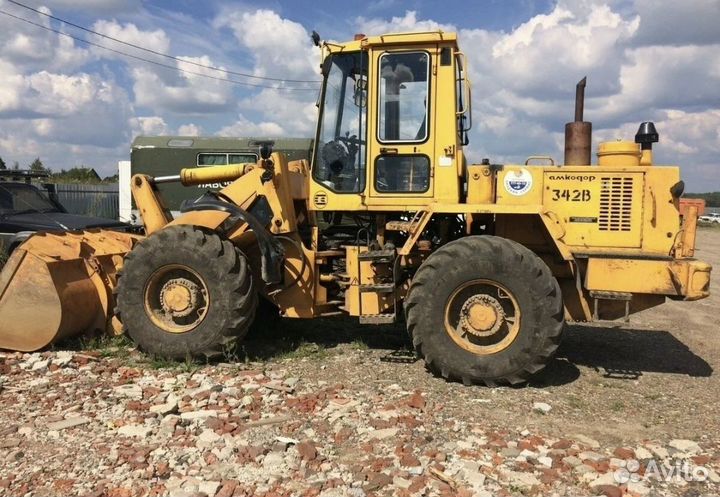 Фронтальный погрузчик амкодор