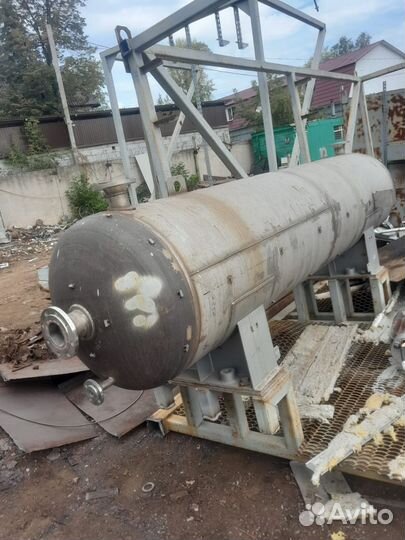 Емкость из нержавейки 1.7куб.м