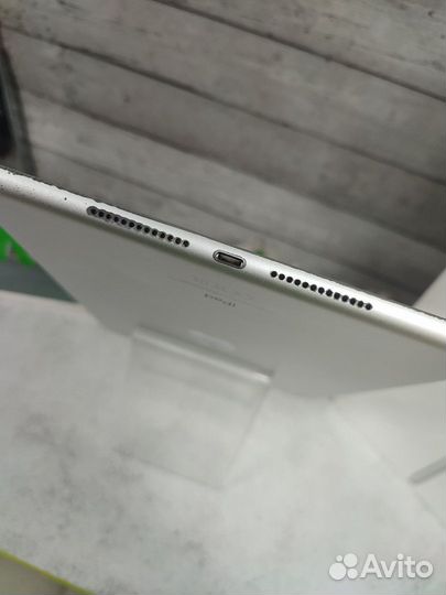 Apple iPad 7 32Gb Wi-Fi Silver (121180)(Р3а)