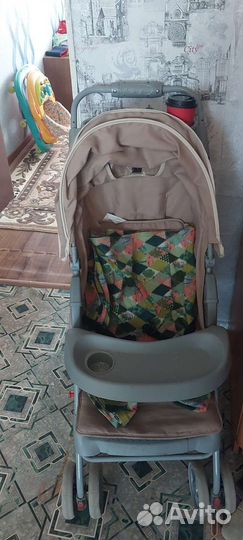 Прогулочная коляска