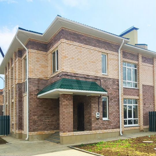 Дом 123 м² на участке 2 сот.