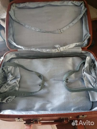 Чемодан кожаный ретро