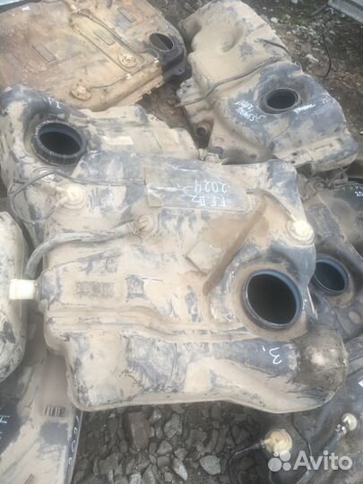 Бензобак Mazda 3