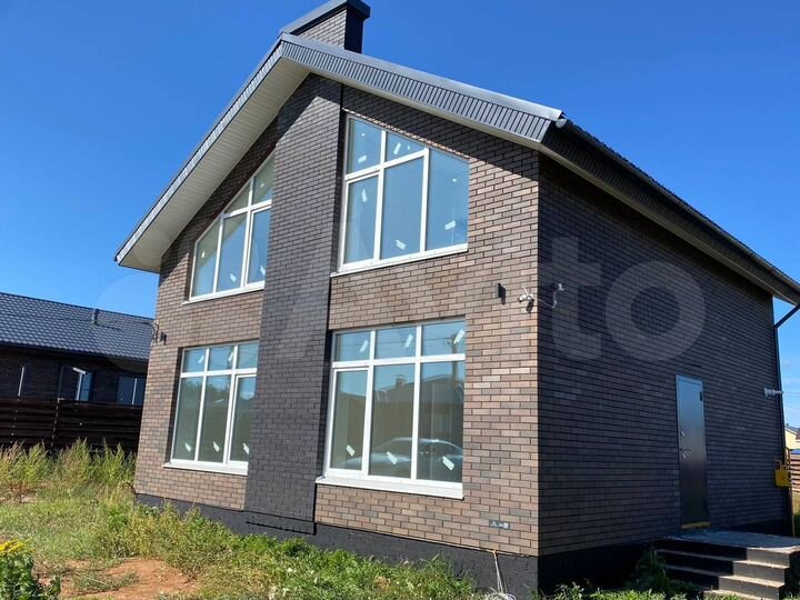 Коттедж 120 м² на участке 8 сот.