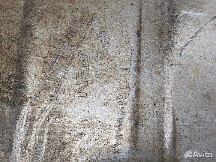 Глушитель BMW 7 F01, 2012