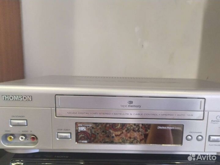 Видеомагнитофон Hi-Fi Thomson
