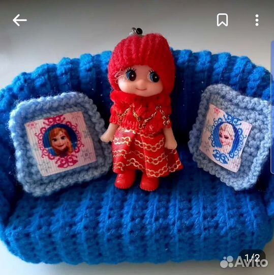 Купольная кроватка с куклой