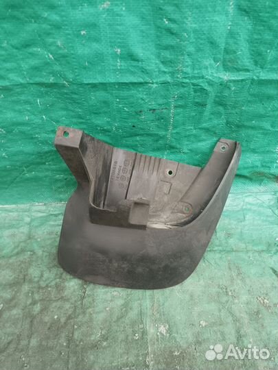 Брызговики передние Pajero Sport 2010 г