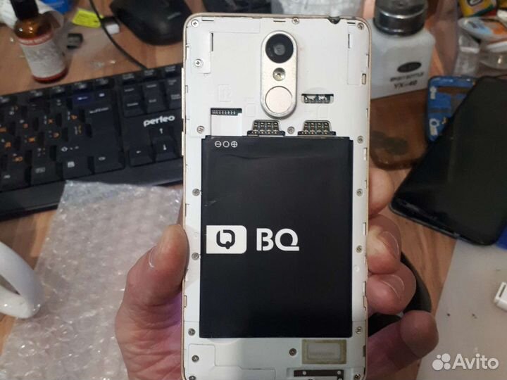 BQ 5022 Bond, 8 ГБ
