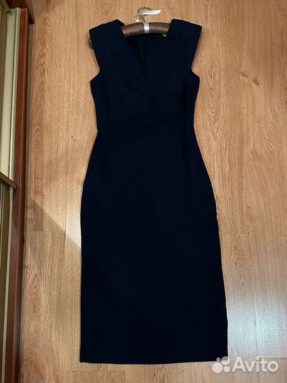 Платье charuel