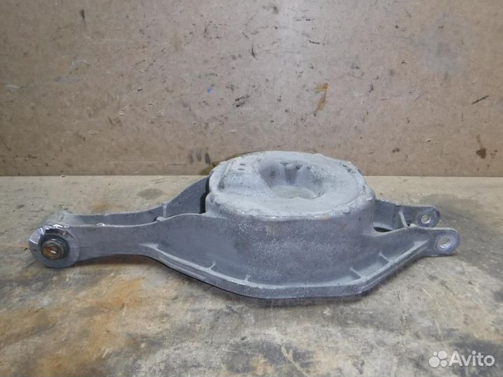 Рычаг задний поперечный Nissan Teana J32