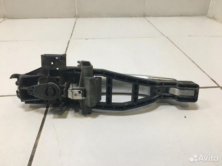 Ручка двери передней наружная правая Ford Focus 2