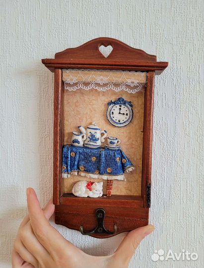 Ключница/вешалка настенная из дерева