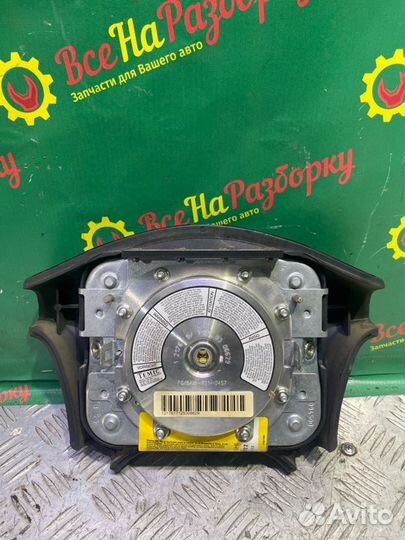 Подушка безопасности в руль Mitsubishi Carisma