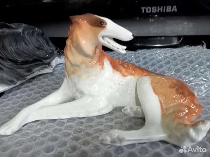 Фарфоровые собаки