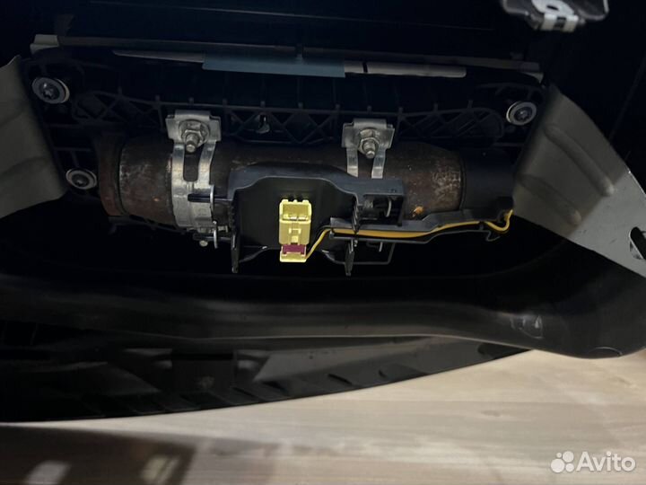 Подушка безопасности Volkswagen Tiguan