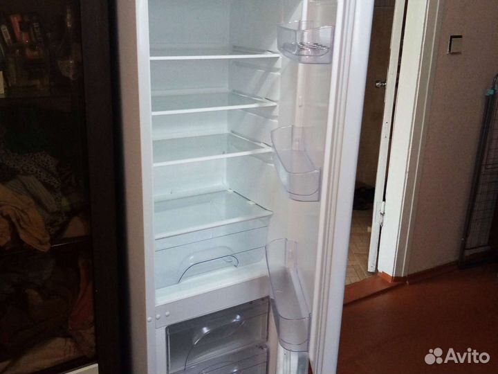 Холодильник атлант бу