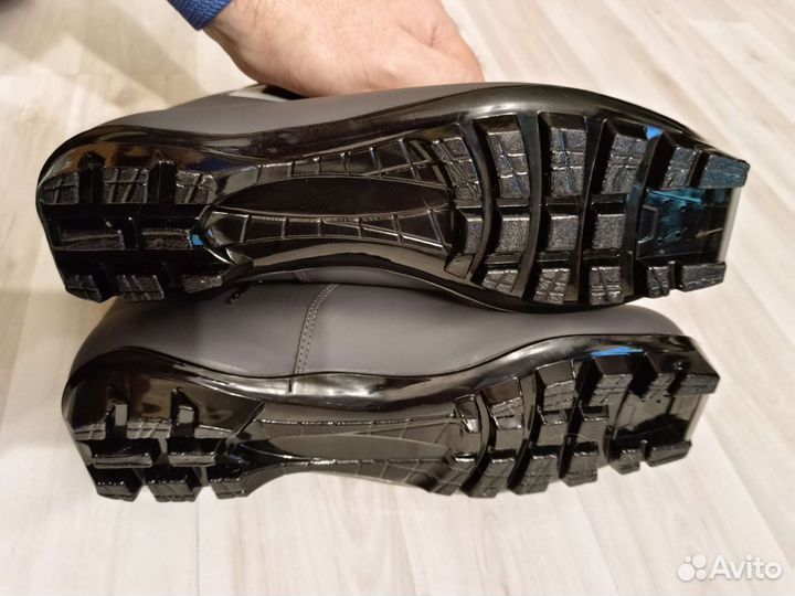 Лыжные ботинки классические NNN