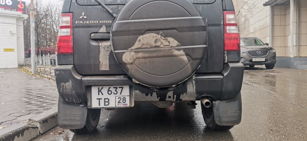 Mitsubishi Pajero Mini: фото владельца