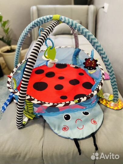 Развивающийся коврик