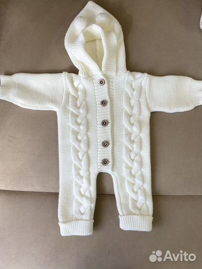 Комплект на выписку вязаный