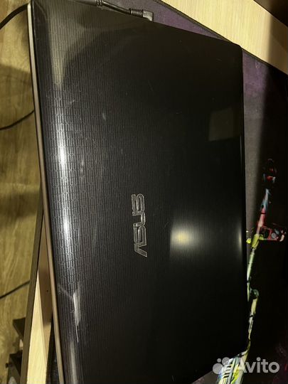 Ноутбук asus