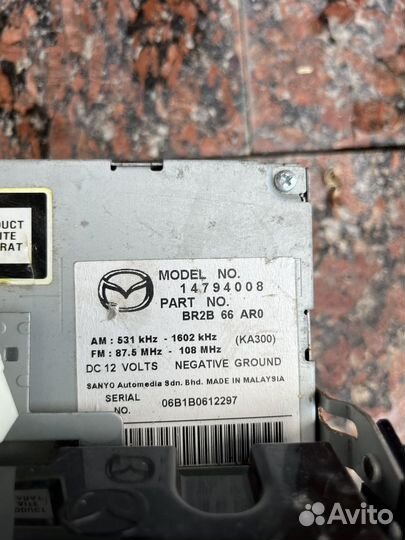 Магнитола мазда 3 под ремонт или на запчасти