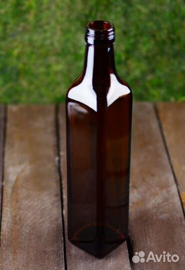 Стеклянная бутылка для масла