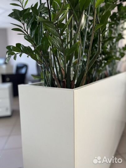 Подставка для цветов на колесах