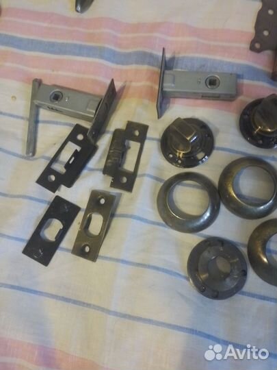 Дверная ручка и все для дверей