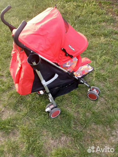 Прогулочная коляска