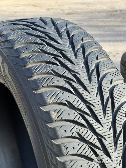 Yokohama Ice Guard IG35 215/65 R16 102T