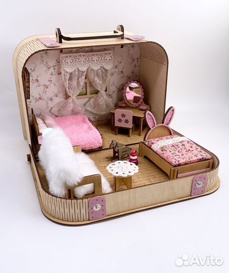 Кукольный домик чемодан «Зефир»
