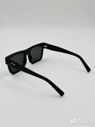 Солнцезащитные очки prada PR 19WS
