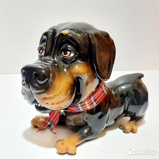 Великобритания. Статуэтка собаки ротвейлер