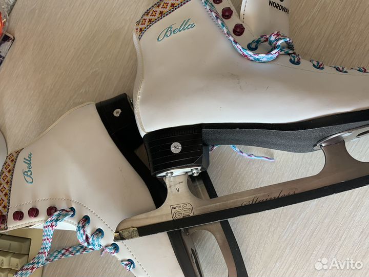 Коньки фигурные