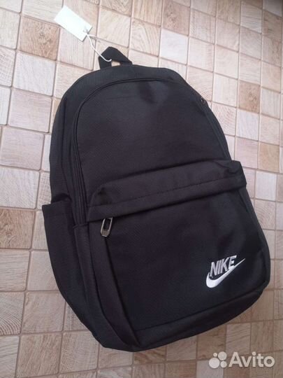 Рюкзаки Nike спортивные