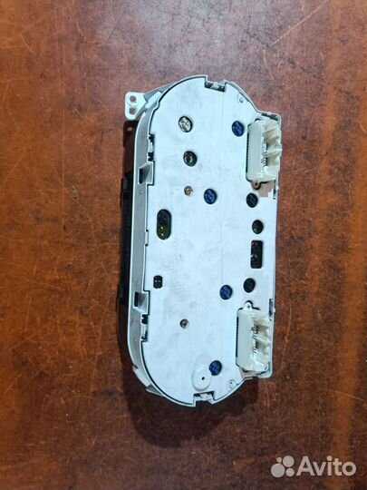 Панель приборов Mitsubishi Airtrek CU2W