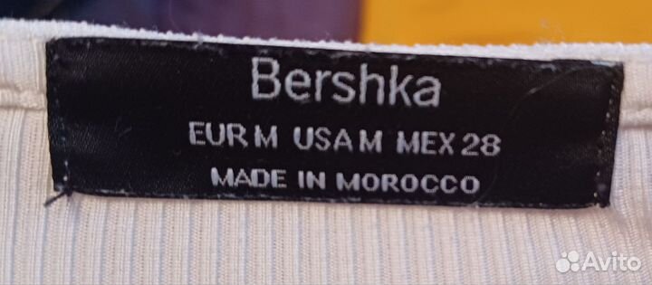 Футболка (топик) женская укороченная Bershka