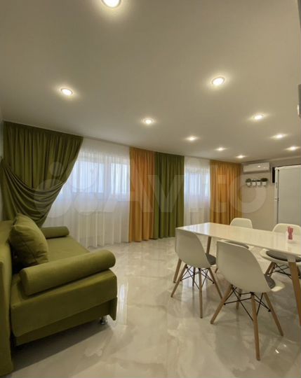 2-к. квартира, 60 м², 4/4 эт.