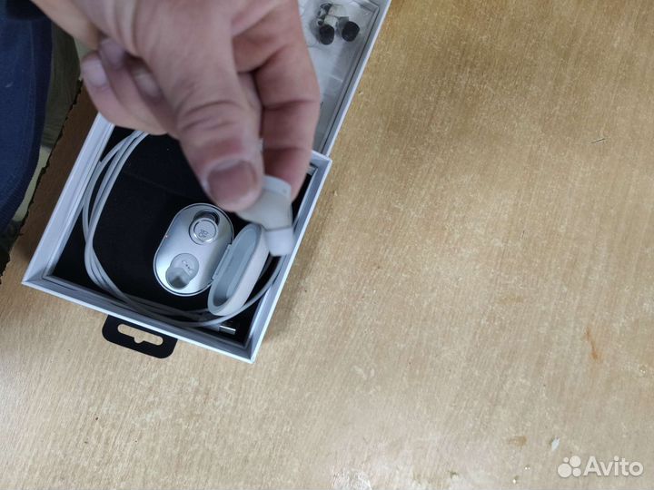 Bang olufsen beoplay e8 3 rd