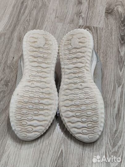 Кроссовки женские 39 размер