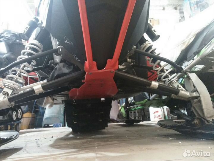 Polaris 800
