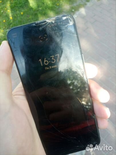 Продам телефон рабочий торг