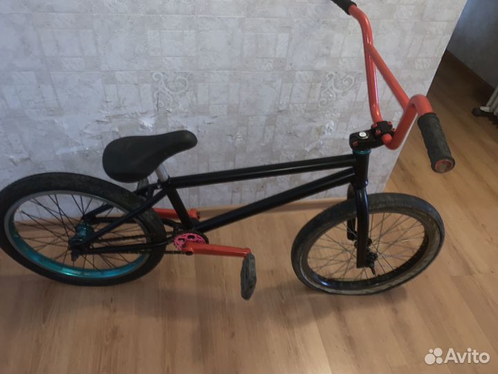 Трюковой велосипед bmx