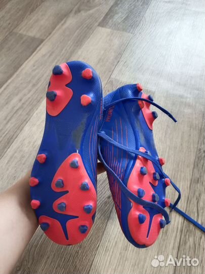 Детские футбольные бутсы predators